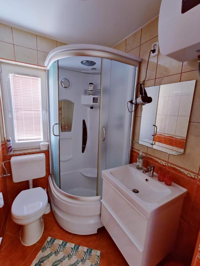 Apartments Lumar Palit Экстерьер фото